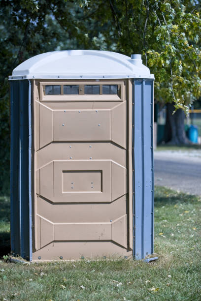 Best Porta potty delivery and setup  in Forest Hills, MI